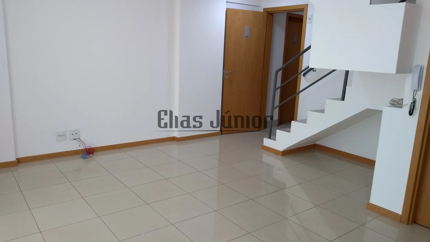 COBERTURA DUPLEX VISTA PARK SUL- 1 quarto sendo suíte;- 2 banheiros para maior c...