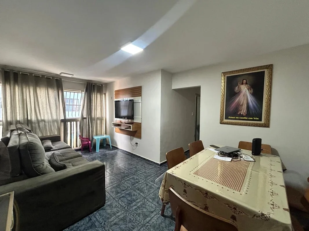 APARTAMENTO À VENDA – CNB 13 | TAGUATINGA NORTECaracterísticas do imóvel* 2 quar...