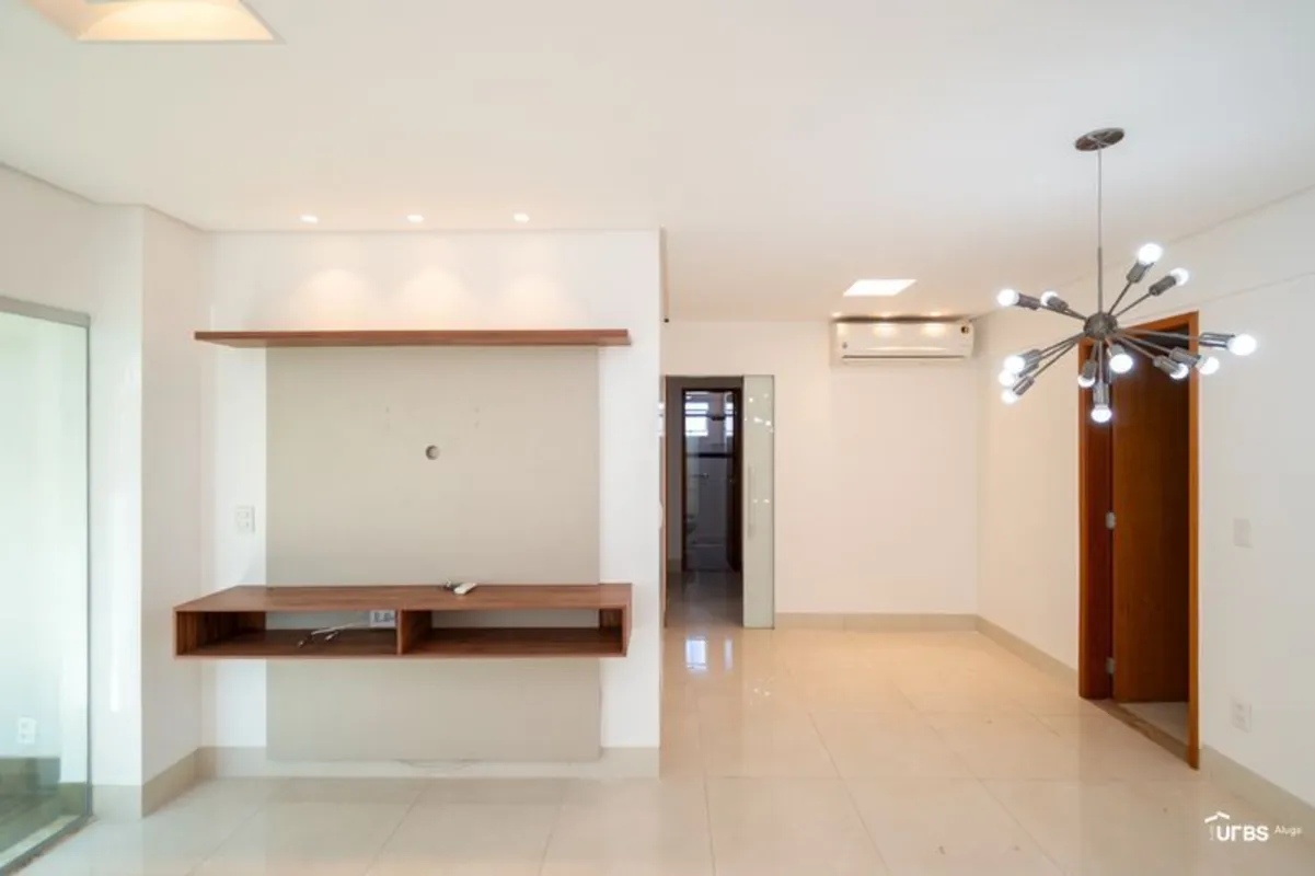 Apartamento no condomínio Jardins do Lago, Jardim GoiásO imóvel conta com 3 quar...