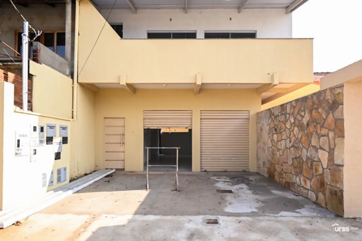 Sala comercial nova com 50m², banheiro privativo e estacionamento frontal. 15/05...