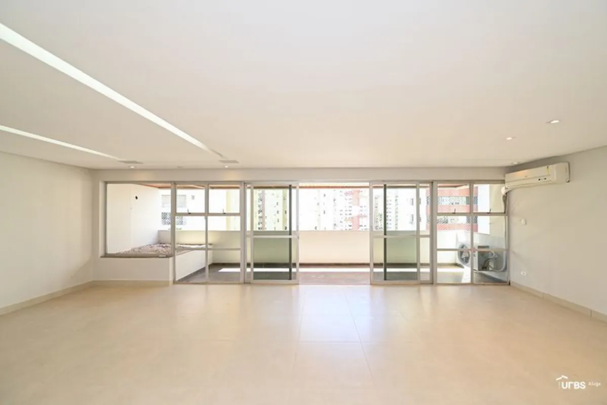 Apartamento com 4 quartos sendo 02 suítes, completo em armários, banheiro social...
