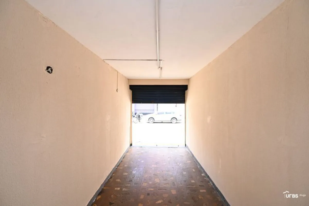 loja comercial, ideal para diversos tipos de atividades, localizada no tradicion...
