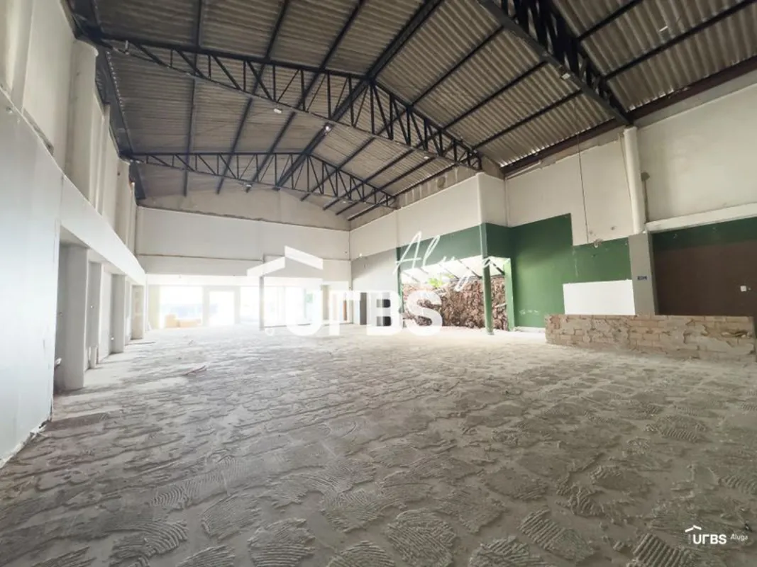 LOJA COMERCIAL + MEZANINO | 764 m² | SETOR SUL PARA LOCAÇÃO?? Próximo à Praça da...
