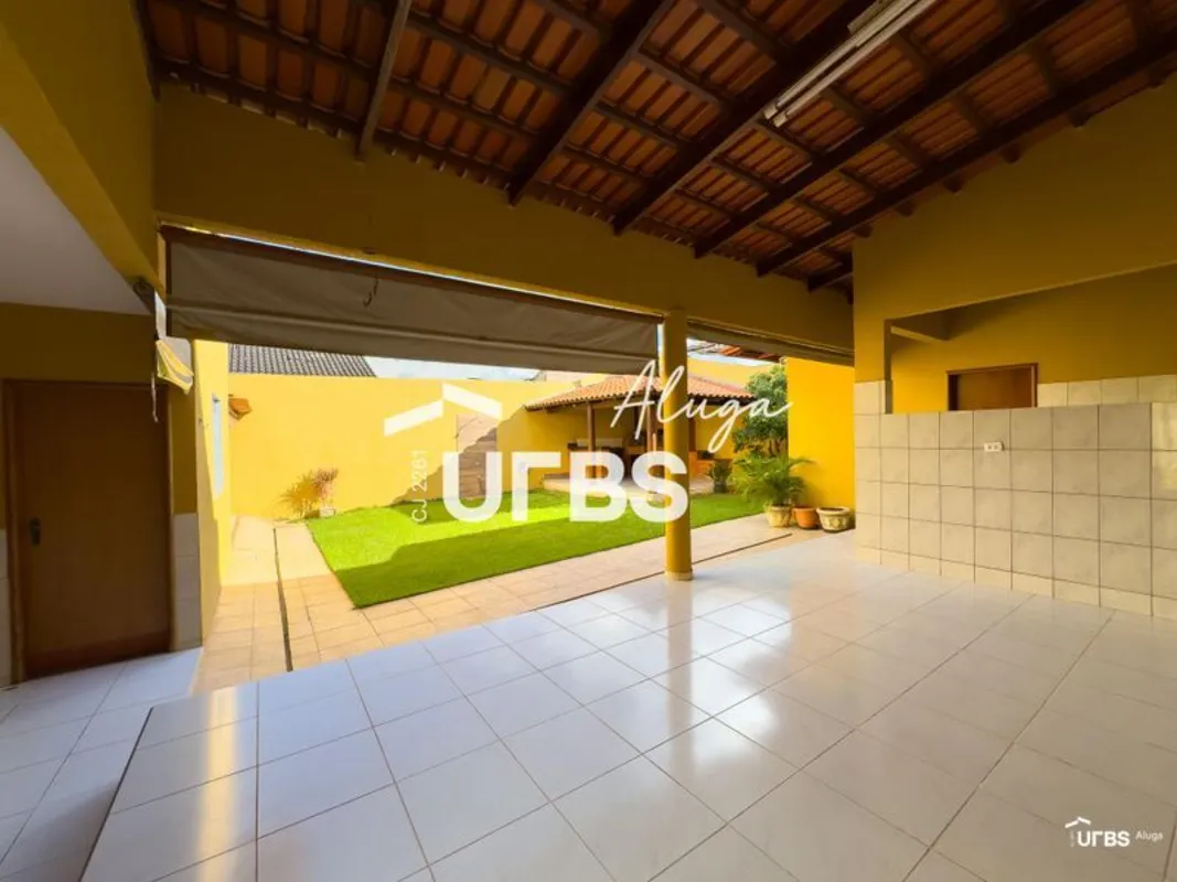 Sobrado amplo para locação no Jardim Atlântico localizado na Rua do Tritão, idea...