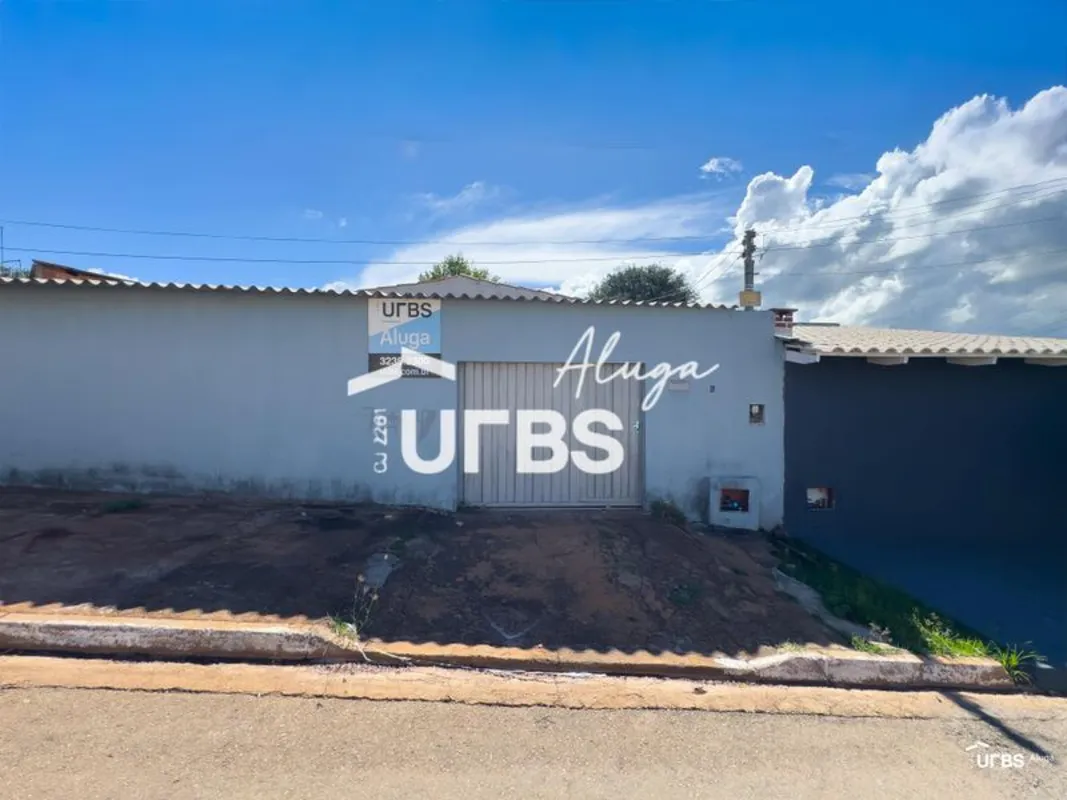Casa Residencial com 2 quartos, sala de estar, cozinha, banheiro social, área de...