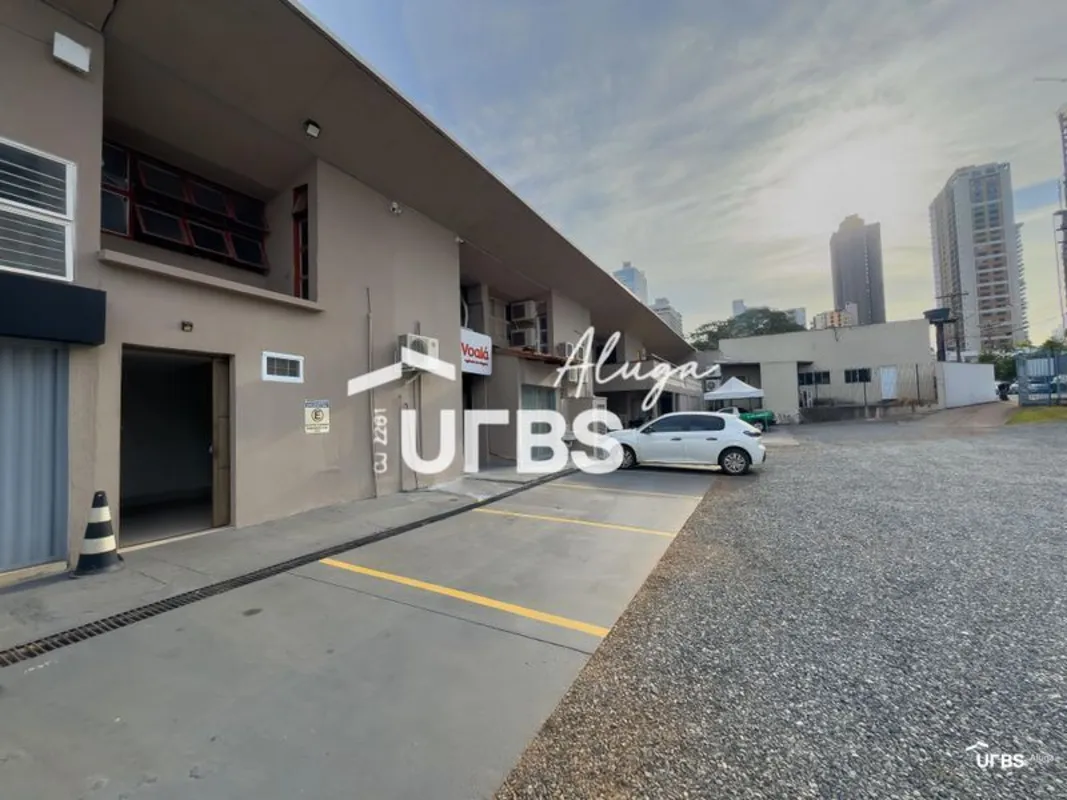Ótima oportunidade para o seu negócio! ???Loja comercial disponível para locação...