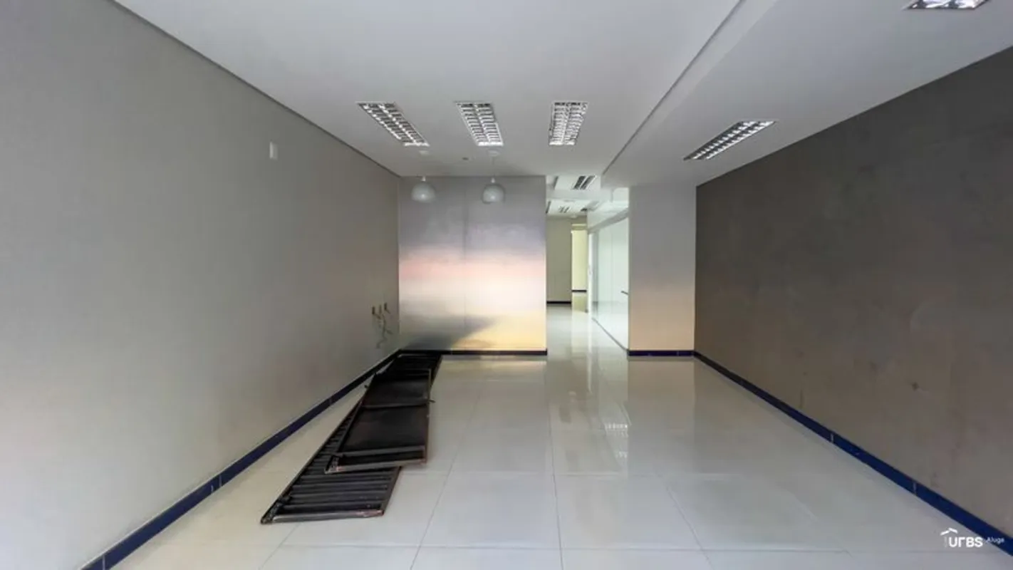 Loja comercial com excelente localização Centro, Av Araguaia, de 566m² distribuí...