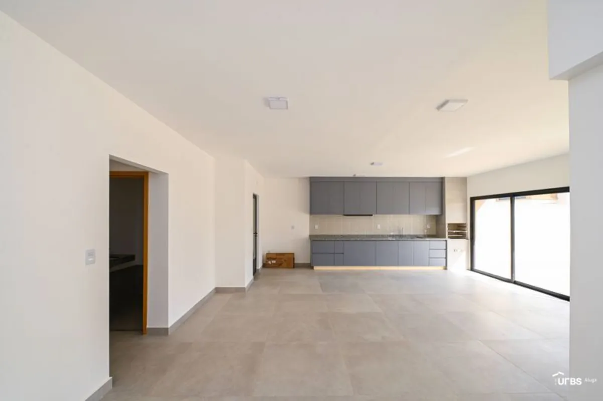 Aconchegante casa residencial no Jardins Lyon, em condomínio fechado, oferecendo...