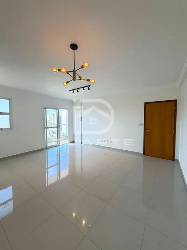 Apartamento em Residencial Espanha, bairro Jundiaí, com:- 03 quartos, sendo 01 s...