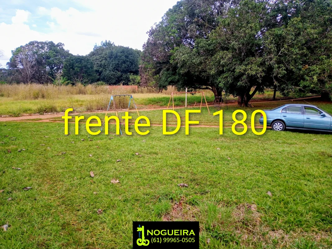 VENDO LINDA CHÁCARA COM 28.000 m2FRENTE DF 180 COM 100 METROS LINEARDE FRENTE PA...