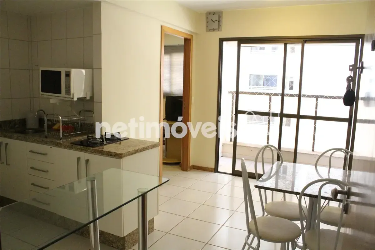 ED. UPTOWN RESIDENCE APARTAMENTO:-- 1 Quarto-- Sala,-- Varanda Grande-- Banheiro...