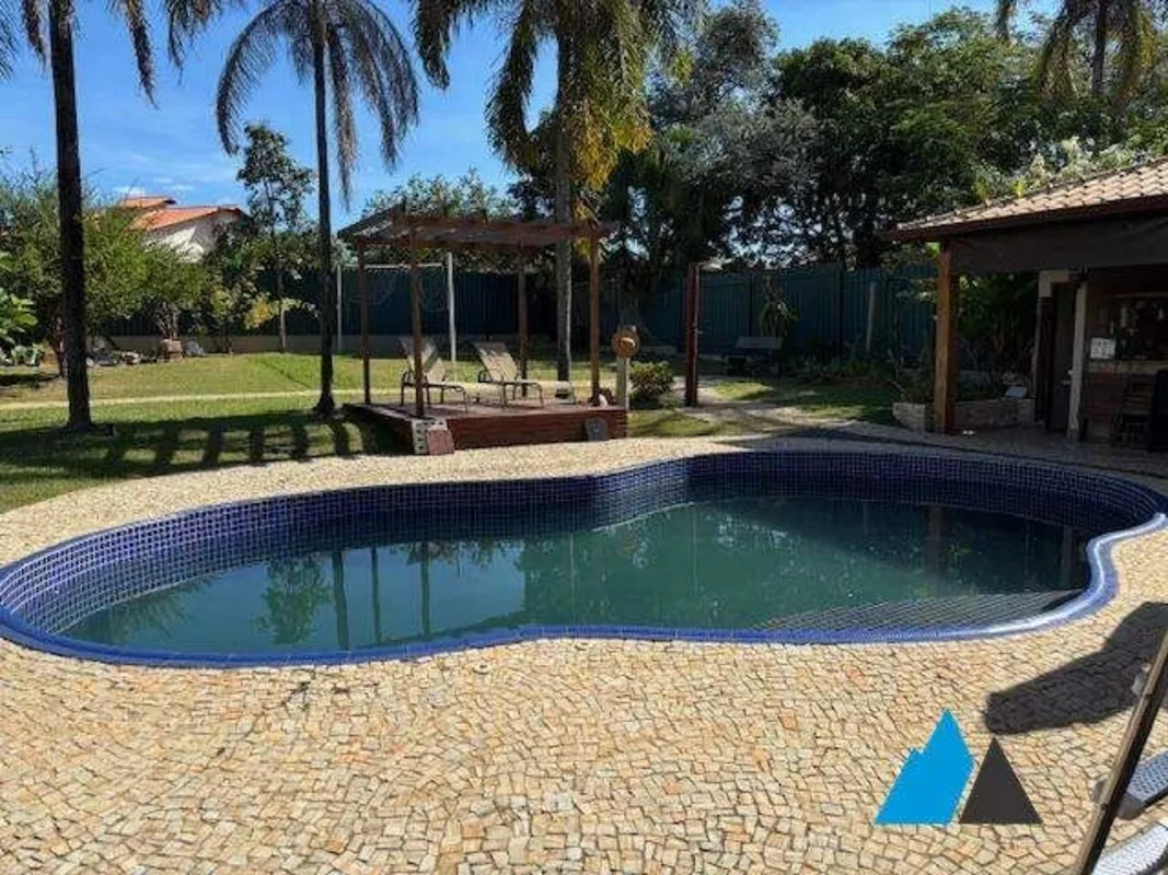 Casa de Alto Padrão Conforto, Tecnologia e SofisticaçãoApresentamos uma residênc...