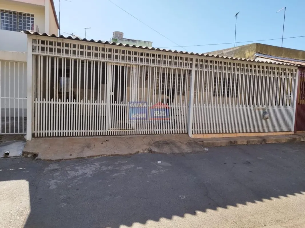 Casa à venda Ceilândia P Sul QNP 10 Ceilândia P SulDF135m² 03 quartos 01 vaga Um...