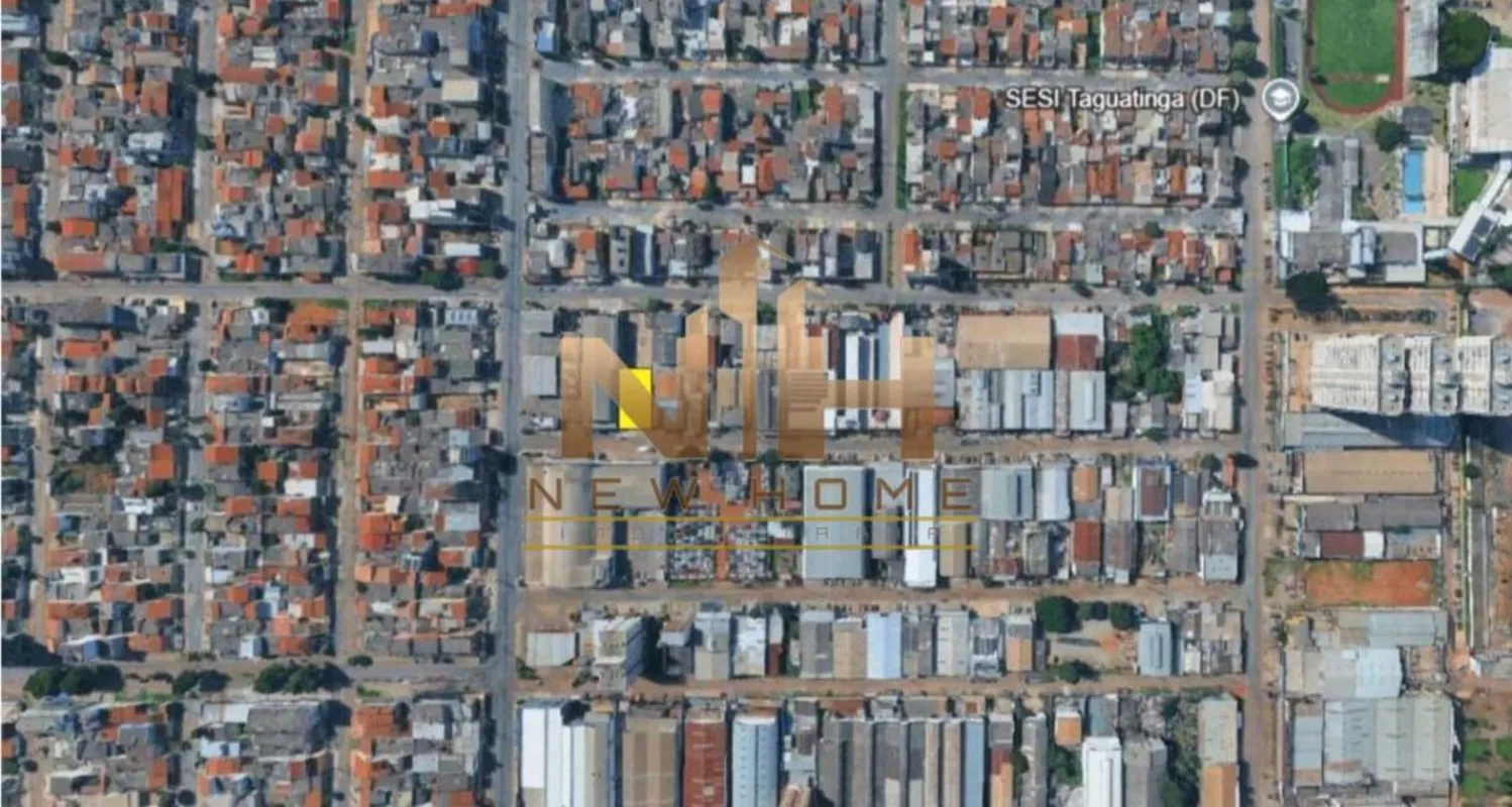 Com localizão privilegiada 2 dois terrenos comerciais na Qi 09 do Setor de Indus...