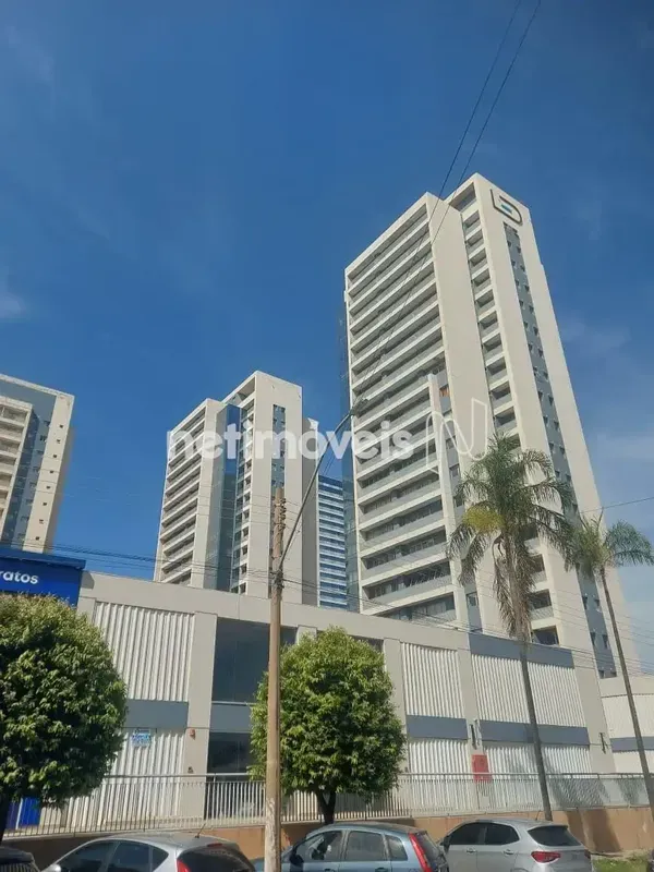 Sala comercial com 33,39m² com um banheiro. Em uma região com ritmo acelerado de...