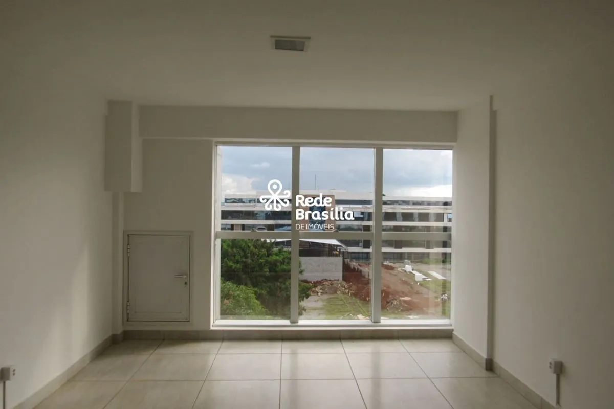 SIG Quadra 1 - Edifício Platinum Office - Zona Industrial.Localizada no Edifício...