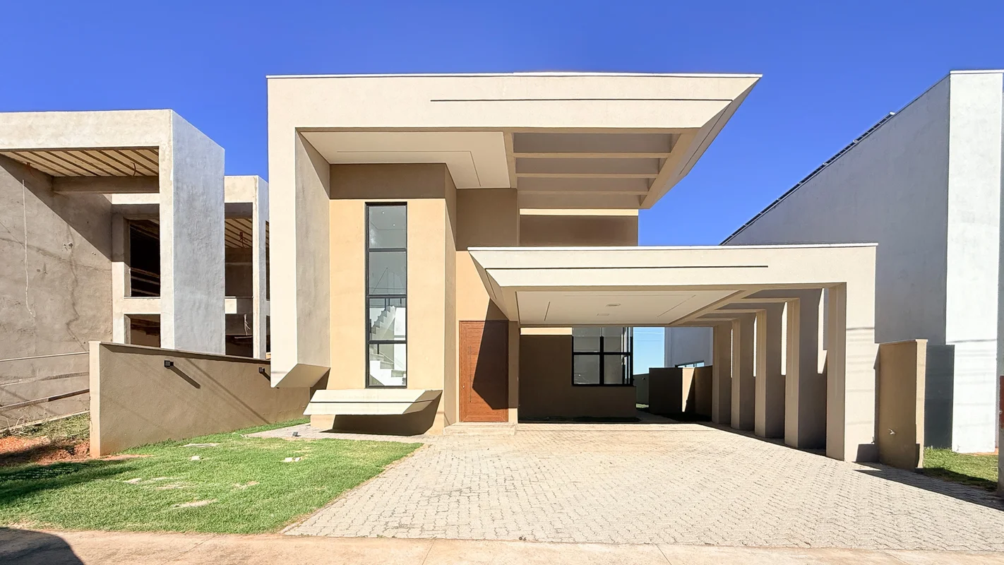 CASA RECÉM-CONSTRUÍDA NO CONDOMÍNIO LE JARDIN ACEITA FINANCIAMENTO- 220m² de áre...