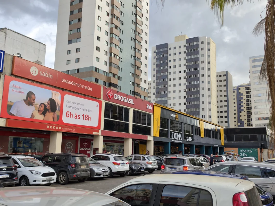 Oportunidade Comercial Exclusiva no Centro de Águas Claras !!!.LOJA TERREA COM S...
