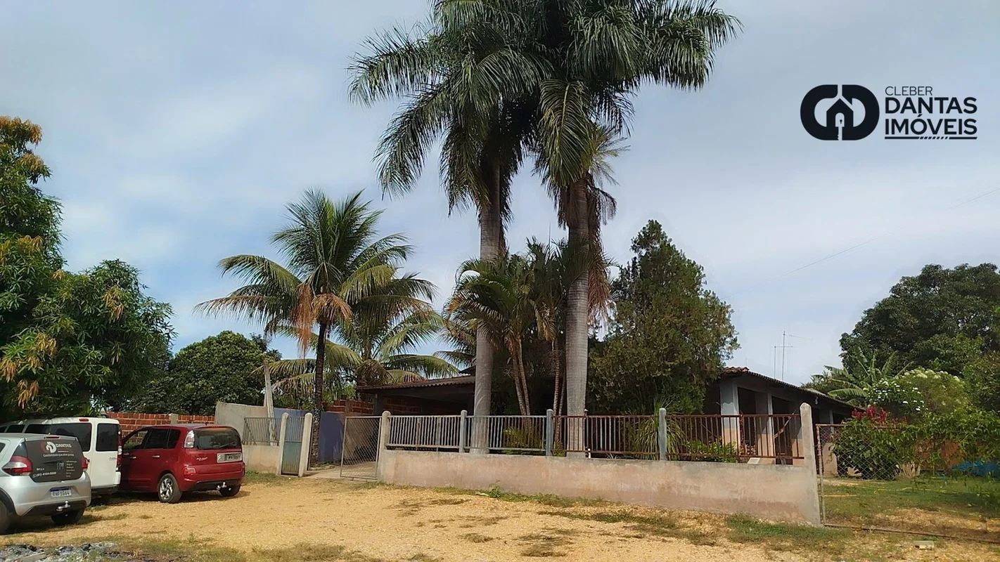 CLEBER DANTAS VENDECasa de 3 quartos com 1 suíte em Sobradinho dos Melos- Parano...