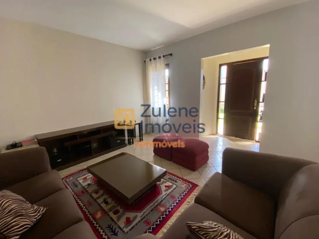 Zulene Imóveis Netimóveis vende com exclusividade:Uma casa ampla, projeto para a...