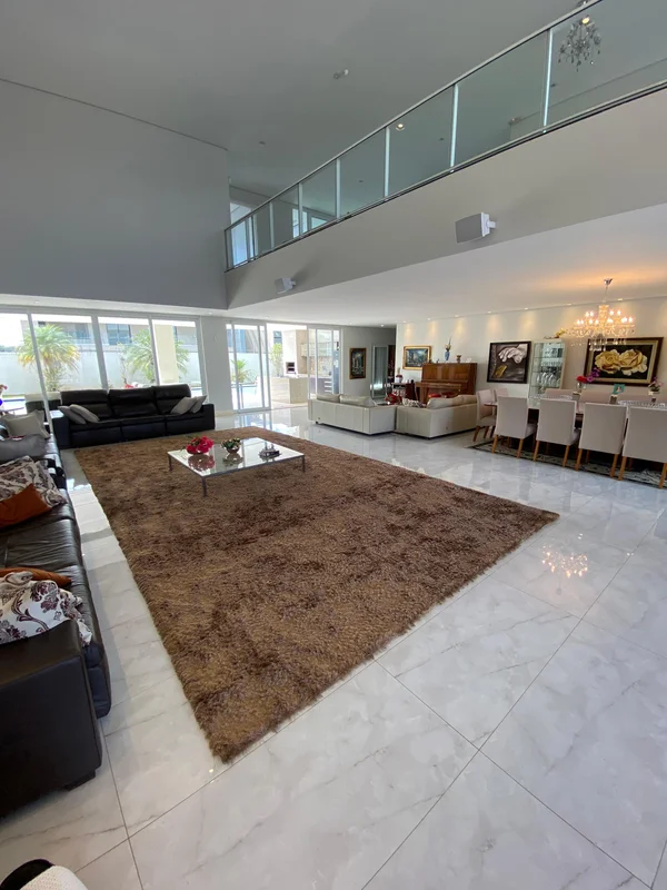 Alto luxo Park Way QD: ao lado de aguas ClarasLote 2.500 M²Área construída1.380 ...
