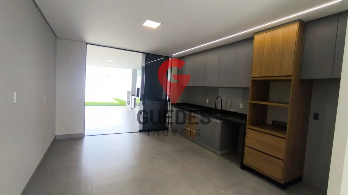 OPORTUNIDADE DE CASA NOVA!!!!DESCRIÇÃOSALA DE ESTAR;SALA DE JANTAR;COZINHA COM A...
