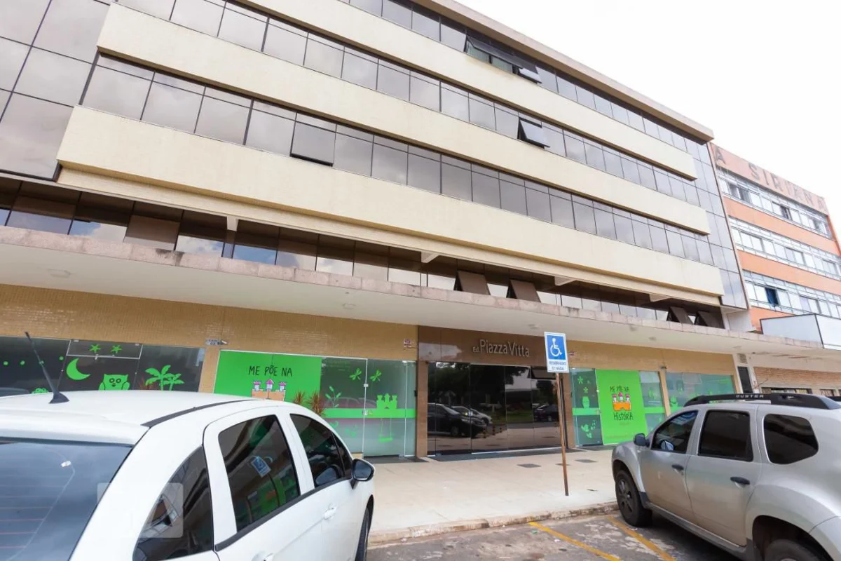 Ótimo Apto de 1 qto na 704/705 norte (excelente localização), 100% mobiliada, co...