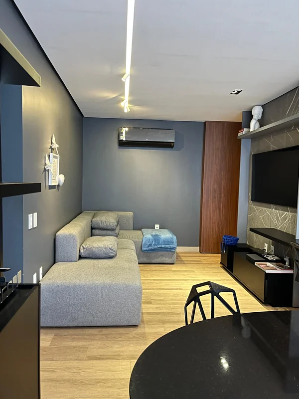 Descubra um apartamento mobiliado e pronto para morar na Rua 1064, no SETOR PEDR...