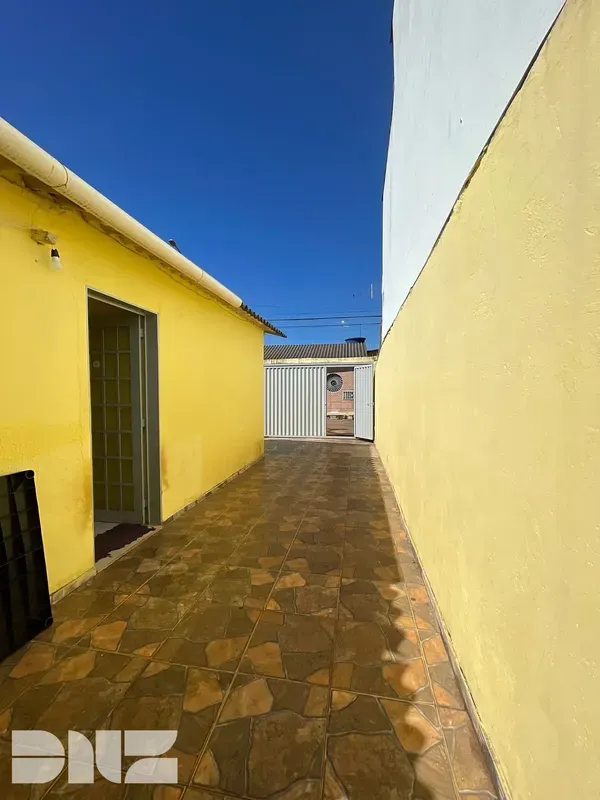 DNZ Vende, casa em ótima localização.Casa Proximo do Shopping JK, em terreno de ...