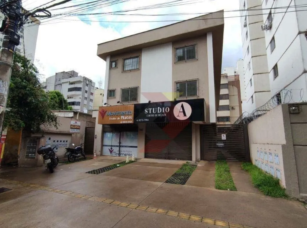 3 quartos, sendo 1 suíte com armário, sala ampla, banheiro social, cozinha com a...