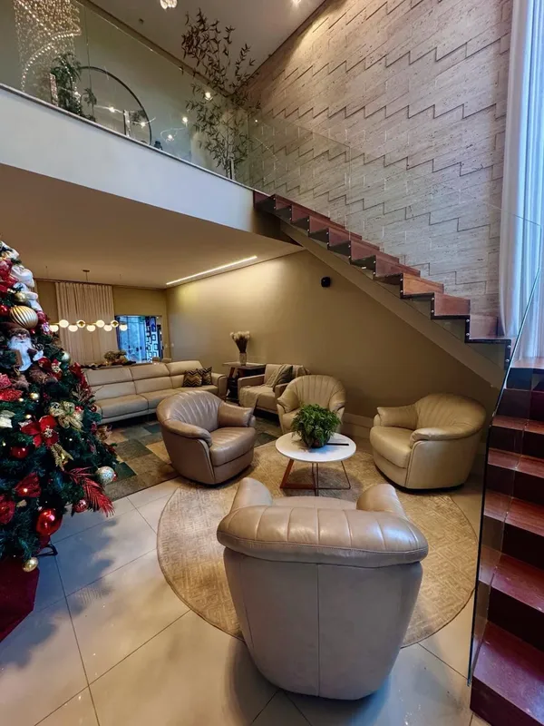 Sobrado exclusivo, com acabamento de altíssimo padrão, totalmente mobiliado, dec...