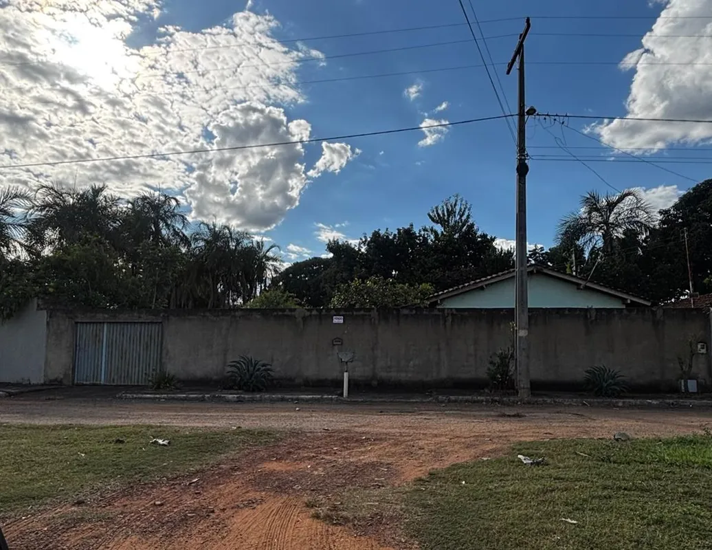 Casa térrea com 362,11 m² de terreno, em Posselandia - Go, ideal para quem busca...