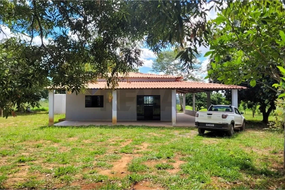 OPORTUNIDADE EM PADRE LÚCIO: Chácara Espetacular de 25.000 m² Porteira Fechada p...