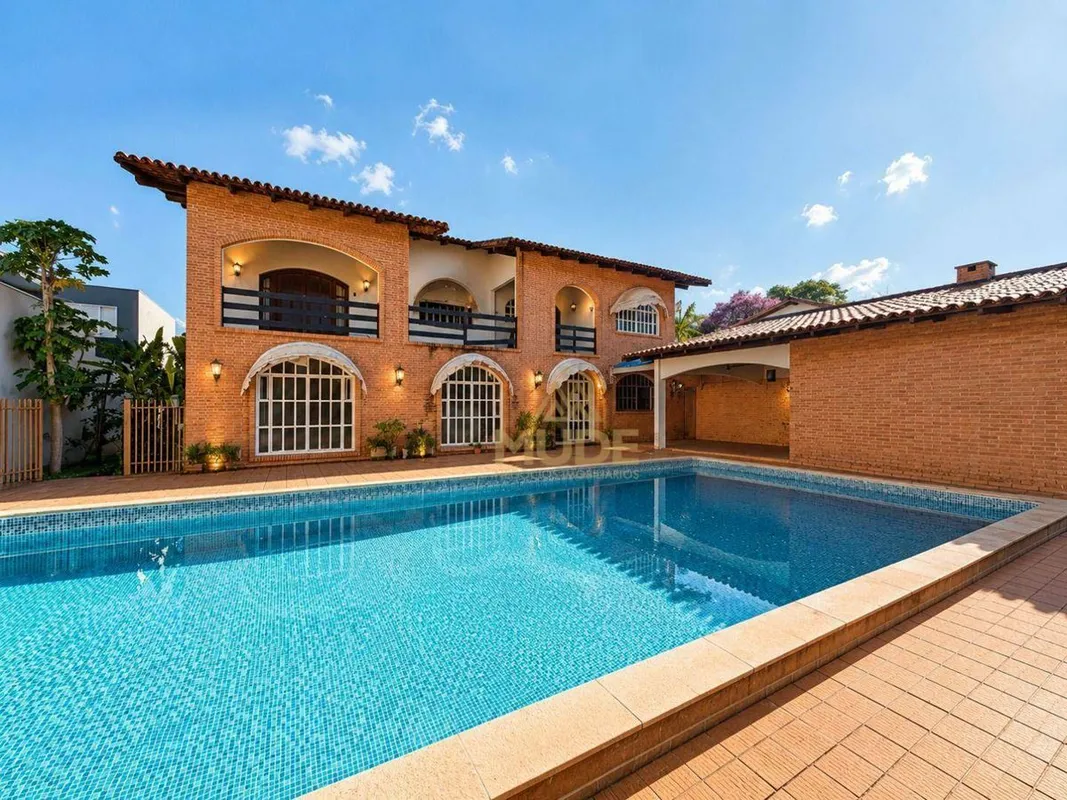 SHIN QI 08 / CASA LAGO NORTE/ COLONIALEspaço, conforto e lazer em uma das melhor...
