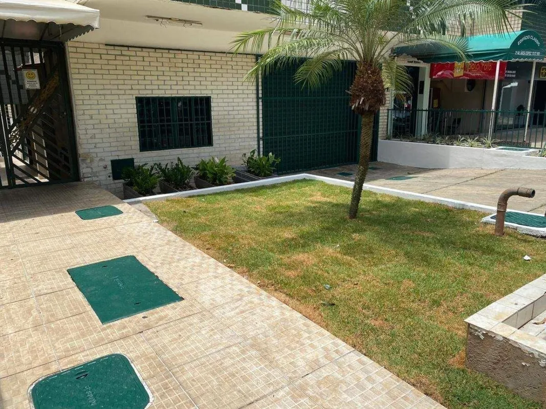 DALL'OCA IMÓVEIS VENDE:Loja térrea desocupada, logo no início do Núcleo Bandeira...