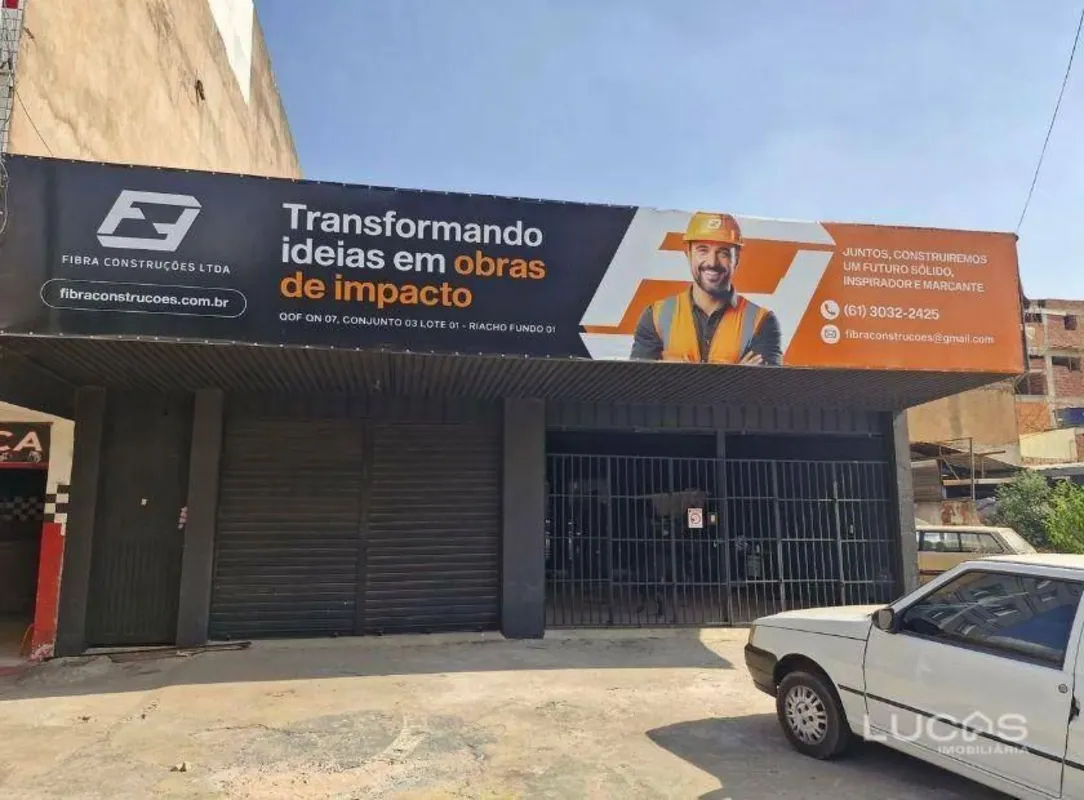 Imóvel comercial no Setor de Oficinas do Riacho Fundo I, localizado atrás do Ria...