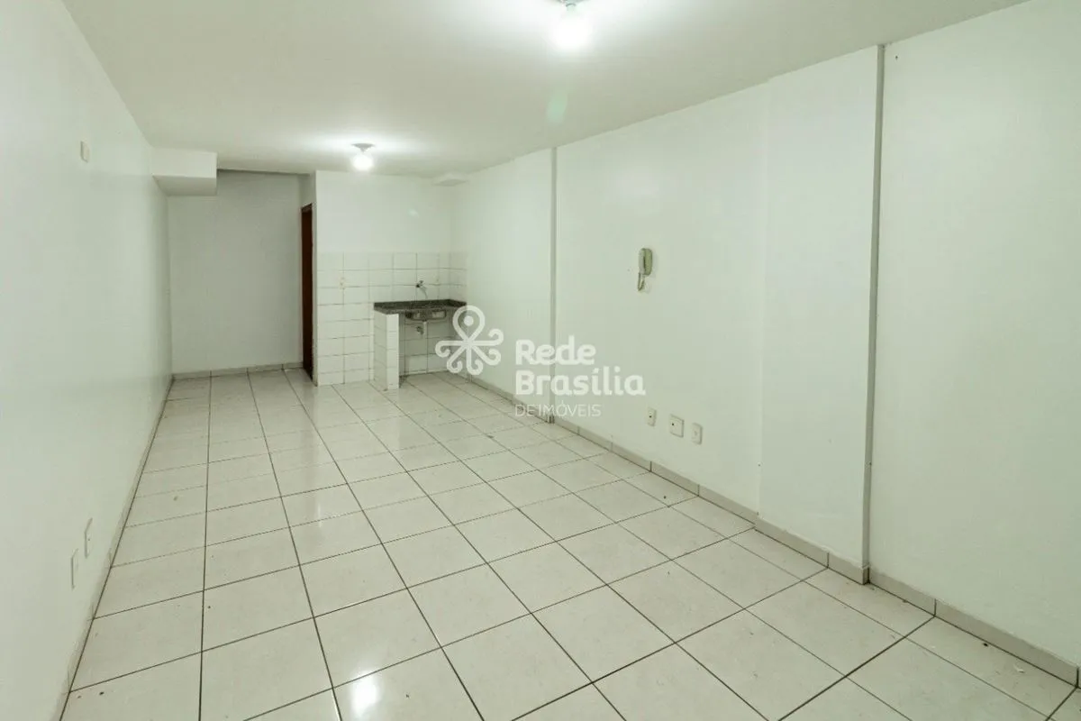 SCLN 413 Loja / Sala comercial para locação com banheiro privativo - Asa Norte -...