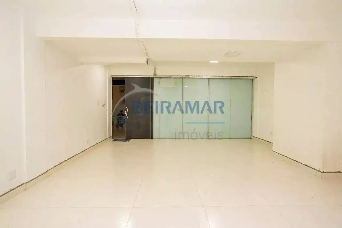 LOJA COMERCIAL PARA VENDA - 45m² | EDIFÍCIO HORN Em frente à Feira do Produtor -...
