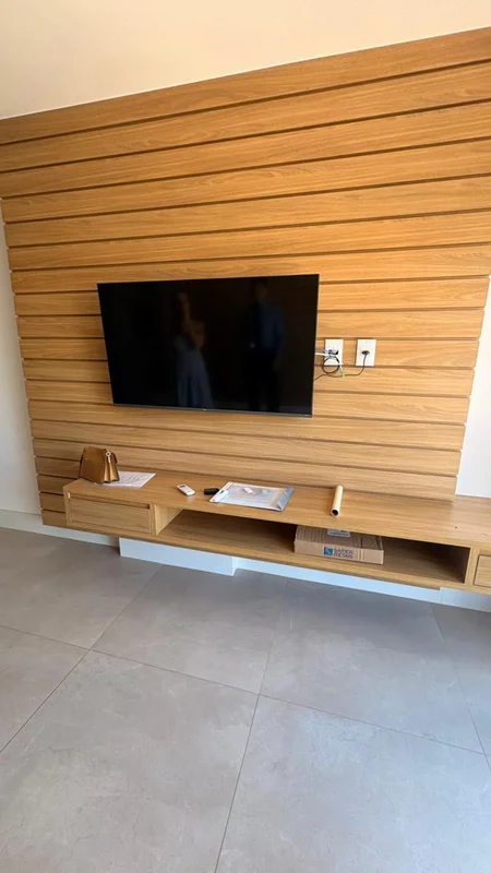 1 QUARTO 53M² DISPONÍVEL PARA LOCAÇÃO - EXCELENTE APARTAMENTO SEMI MOBILIADO.EAS...