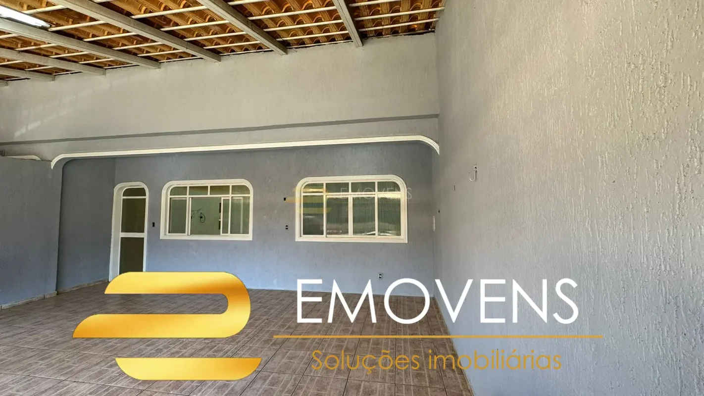 Setor Oeste – Quadra 04 03 imóveis no mesmo lote! Ideal para morar e investir!* ...