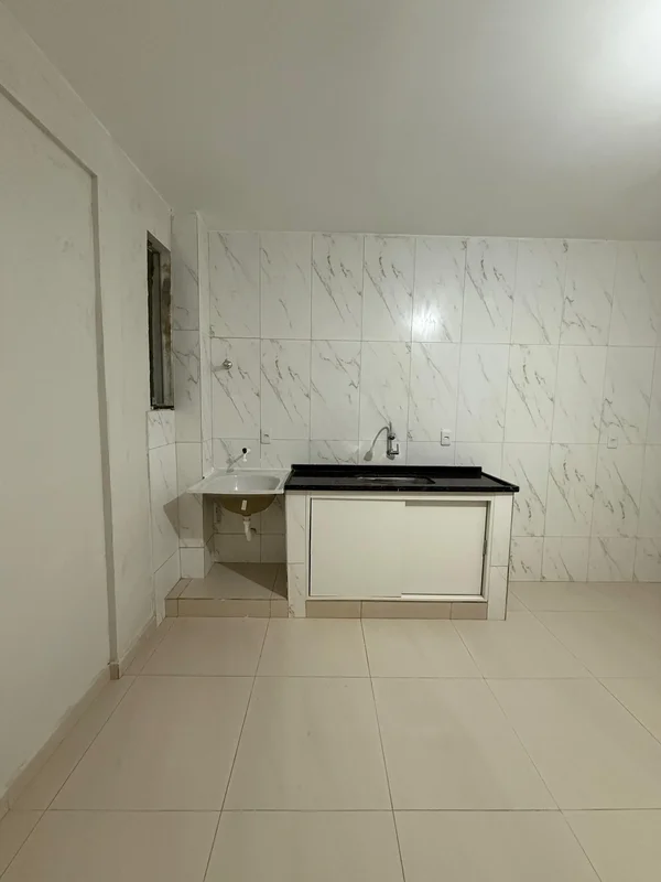JDM IMOBILIÁRIA ALUGAExcelente apartamento localizado no centro do Riacho Fundo ...