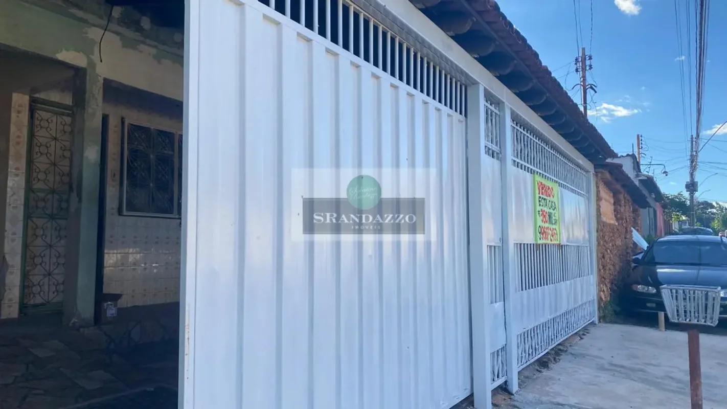 * - VENDO CASA PARA REFORMA, (TODA NA LAJE), COM ESPAÇO VAZIO NOS FUNDOS, PARA P...