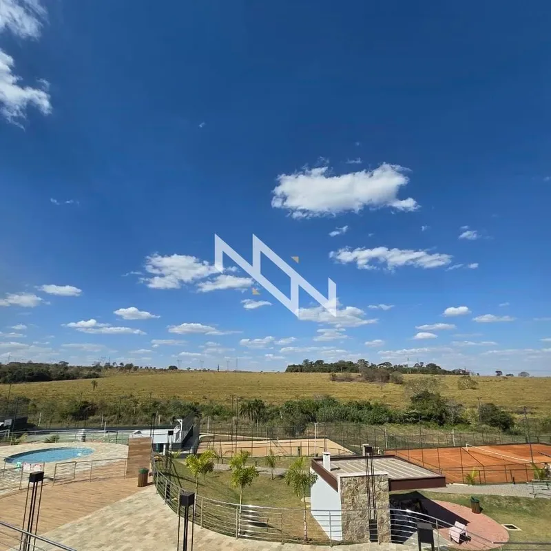 Lote à venda no Vinhas Flamboyant, uma excelente oportunidade para construir ou ...