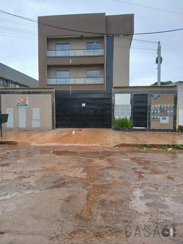Apartamento com 2 dormitórios para alugar, 60m² por R$800,00/mês - Apartamento c...