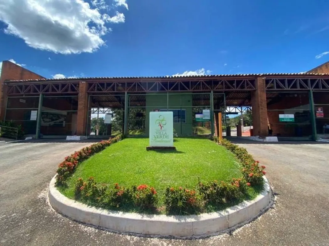 CONDOMÍNIO RESIDENCIAL VILLA VERDE Senador Canedo - GOLote com 2.940 m²Quitado, ...