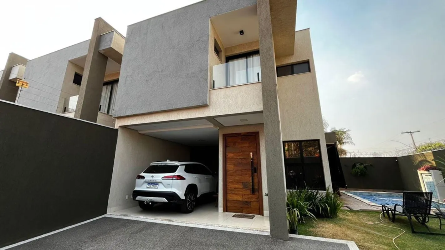 Sobrado a venda no Setor Vila Rezende 150 M² de área construída290 M² de área de...