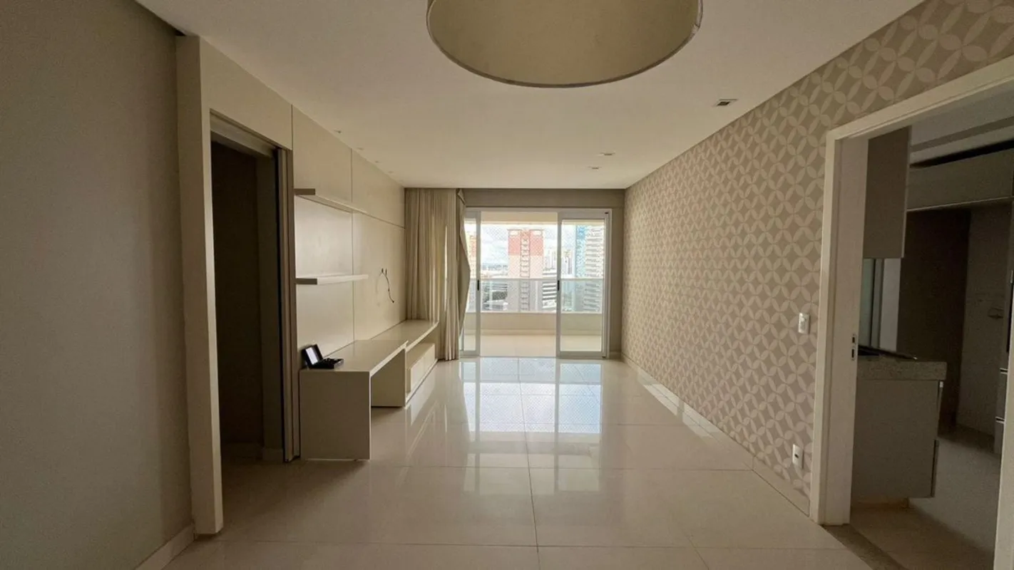 Ed. Vistta Parque Flamboyant Torre Flamboyant Apto 1702Excelente apartamento com...