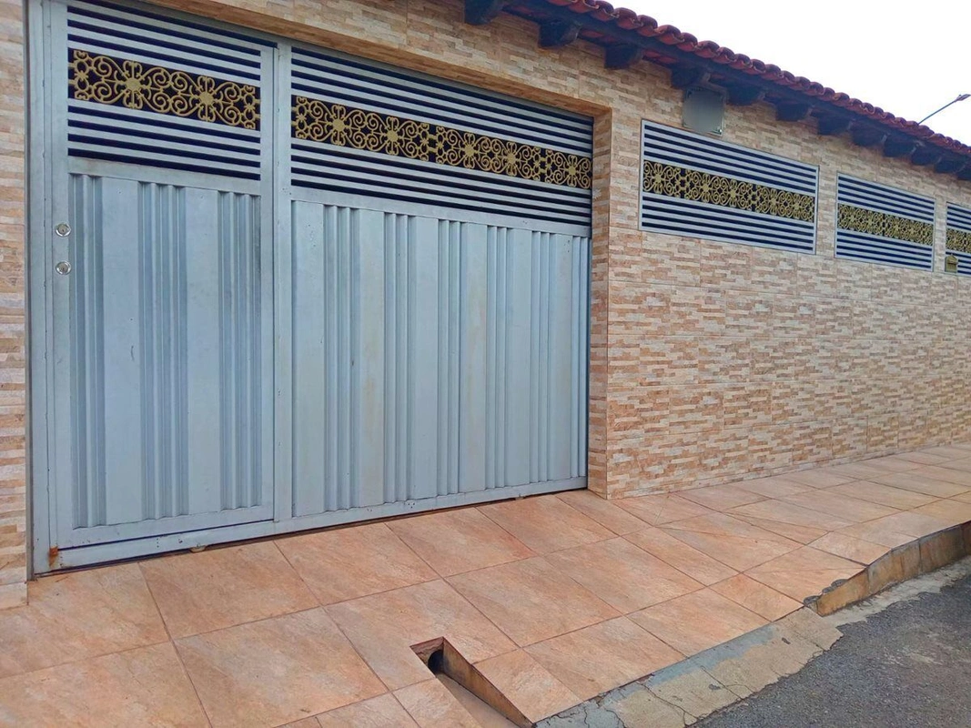 JOSSANI IMÓVEIS VENDE: CASA 4 SUÍTES SETOR LESTE GAMA - ACEITA FINANCIAMENTOCasa...