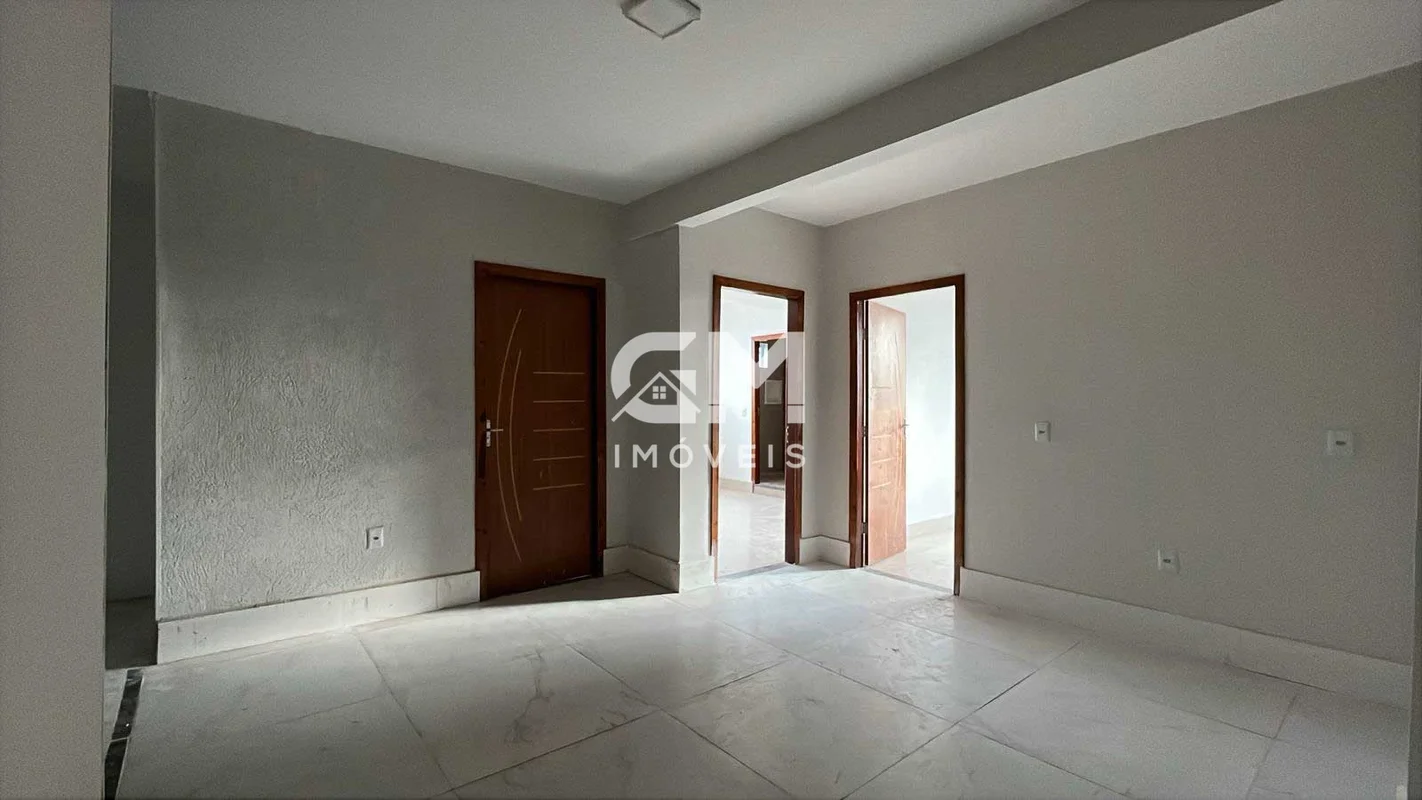 GM imóveis, vende Apartamento de 1° andar no setor de mansões, cond. Serra Azul,...