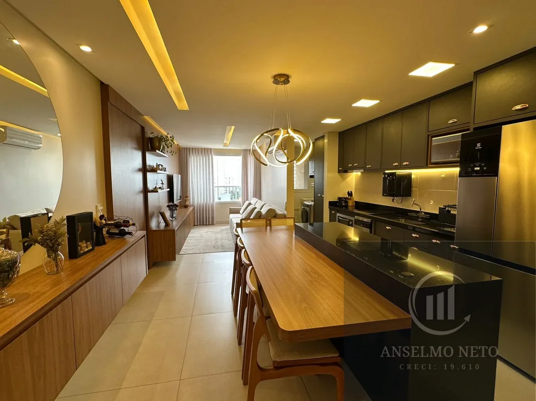 Apartamento Mobiliado - Área: 96m2- 3 Suítes plenas + Lavabo- Garagens 51 e 52- ...